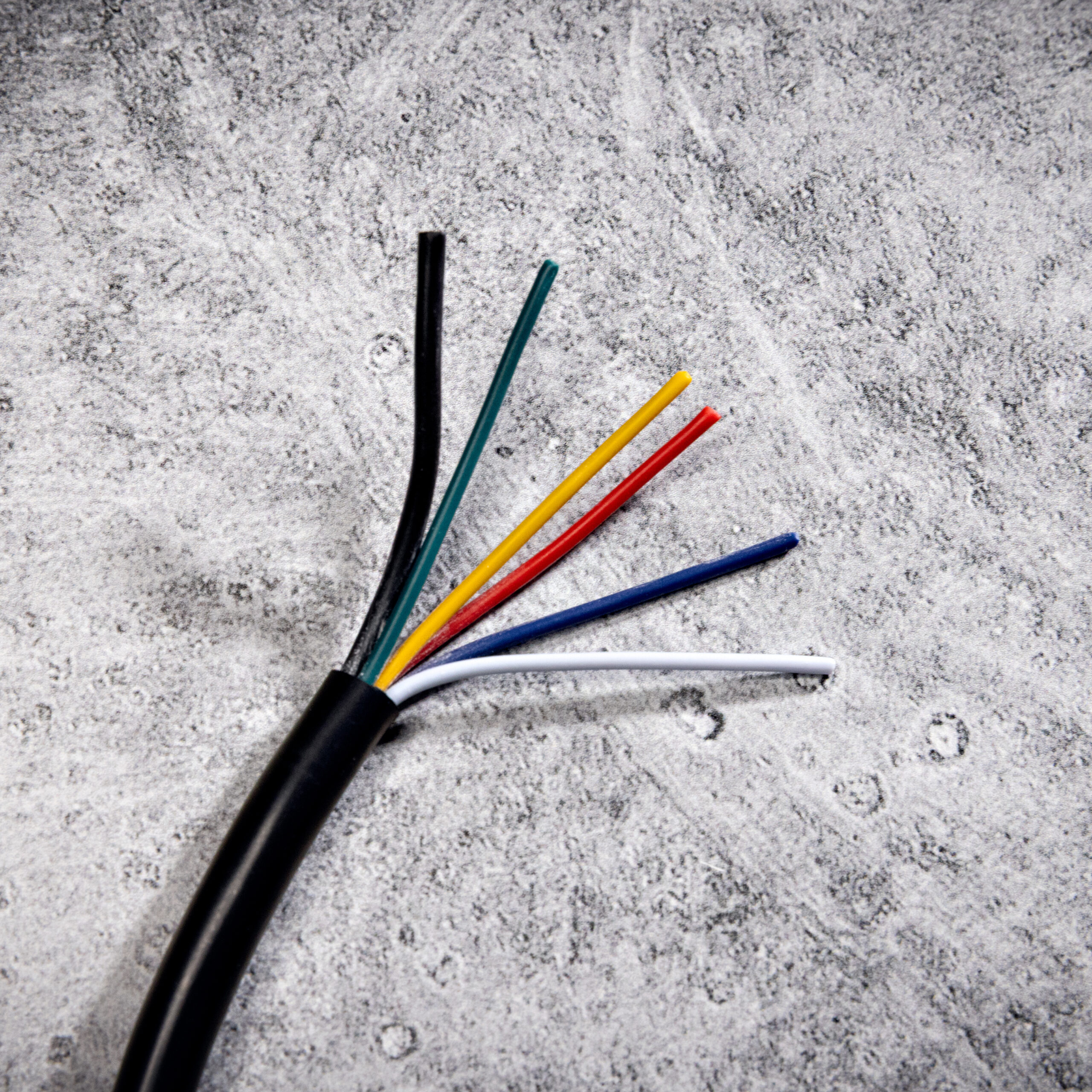 Six Conductor LED Light Wire, (1)16GA+(5)20GA, 500' Roll - Image 2